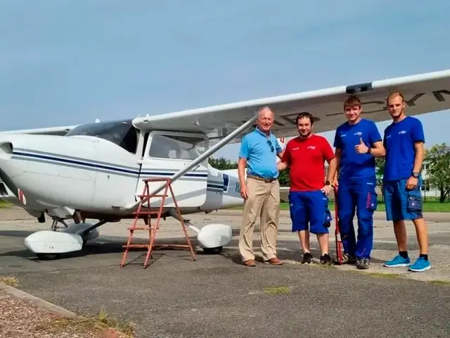 Upgrade Cessna 182S Skylane