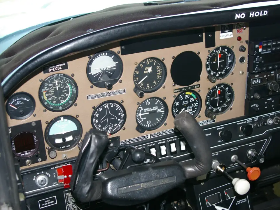 Original panel with steam gauges before the upgrade