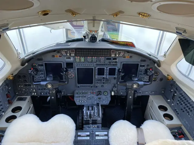 Citation Excel cockpit