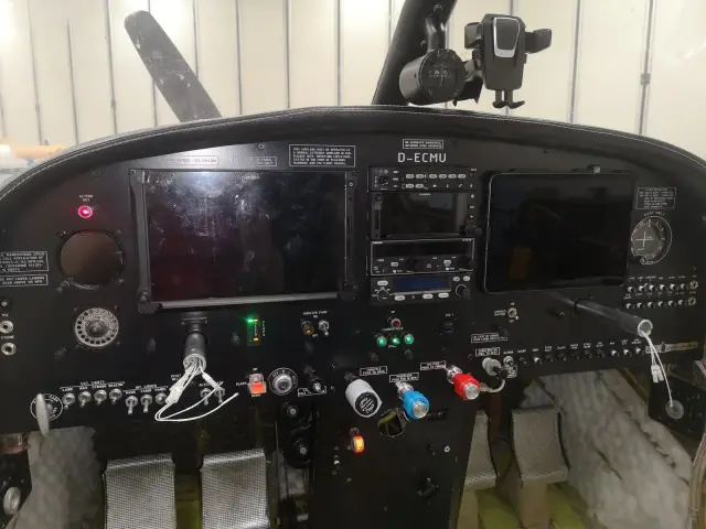 S208 cockpit with the finished panel