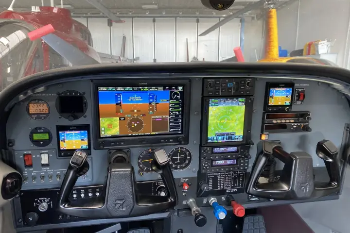 Cessna 182S Skylane custom glass panel with Garmin G3X displays