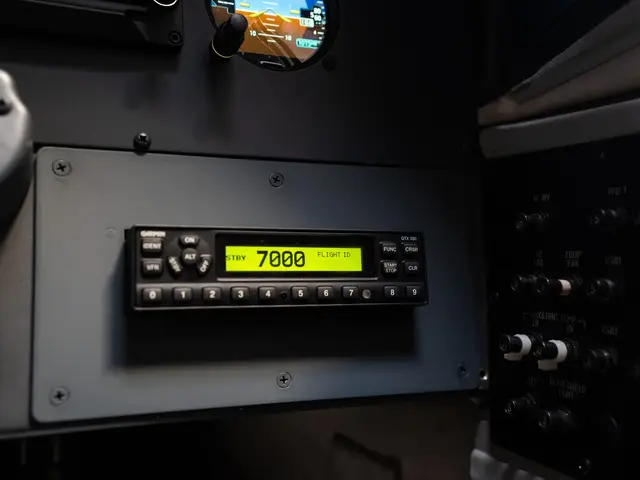 Cessna 421 Golden Eagle_radio